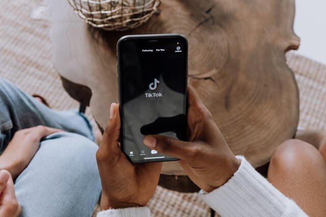 Instagram fenomenleri ve Tiktok fenomenleri